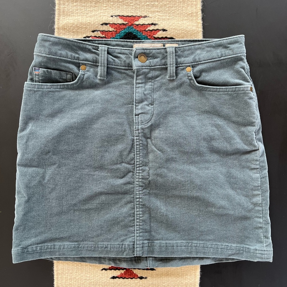 Patagonia Corduroy Mini Skirt - Size 2 - Muted Green